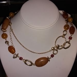 Ladies fashion necklace